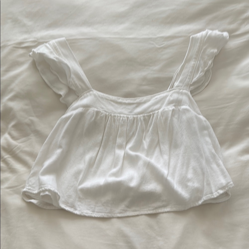 Abercrombie & Fitch White Crop Top